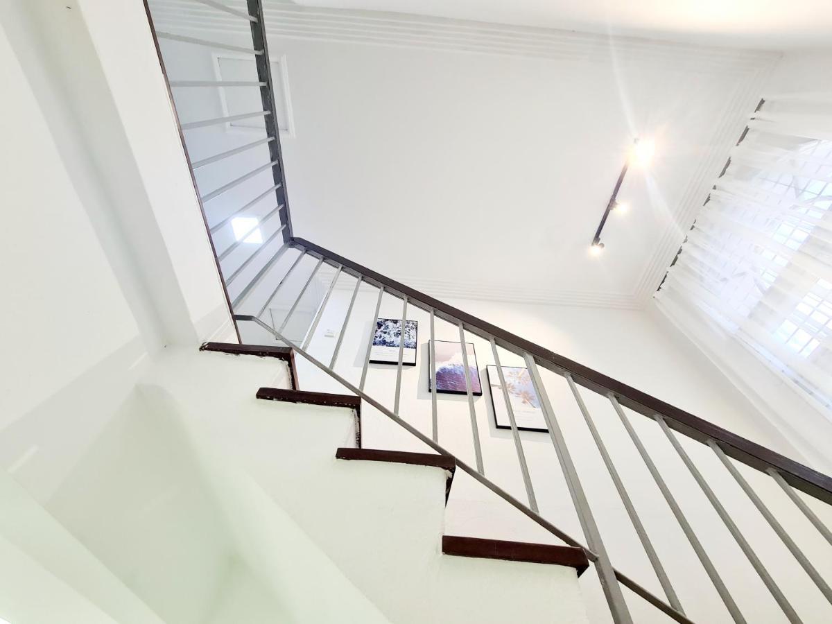 527 Beachhouse L 5 Bedroom With Swimming Pool - 3Min Walk To The Beach Tanjung Bungah  Ngoại thất bức ảnh