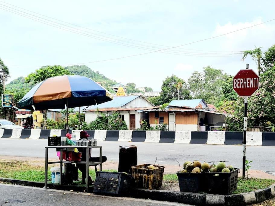 527 Beachhouse L 5 Bedroom With Swimming Pool - 3Min Walk To The Beach Tanjung Bungah  Ngoại thất bức ảnh